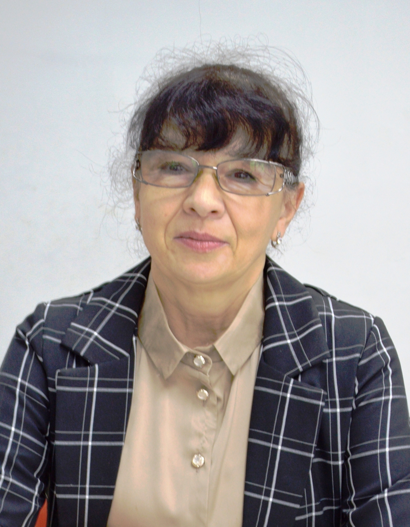 Гусарова Надежда Петровна.